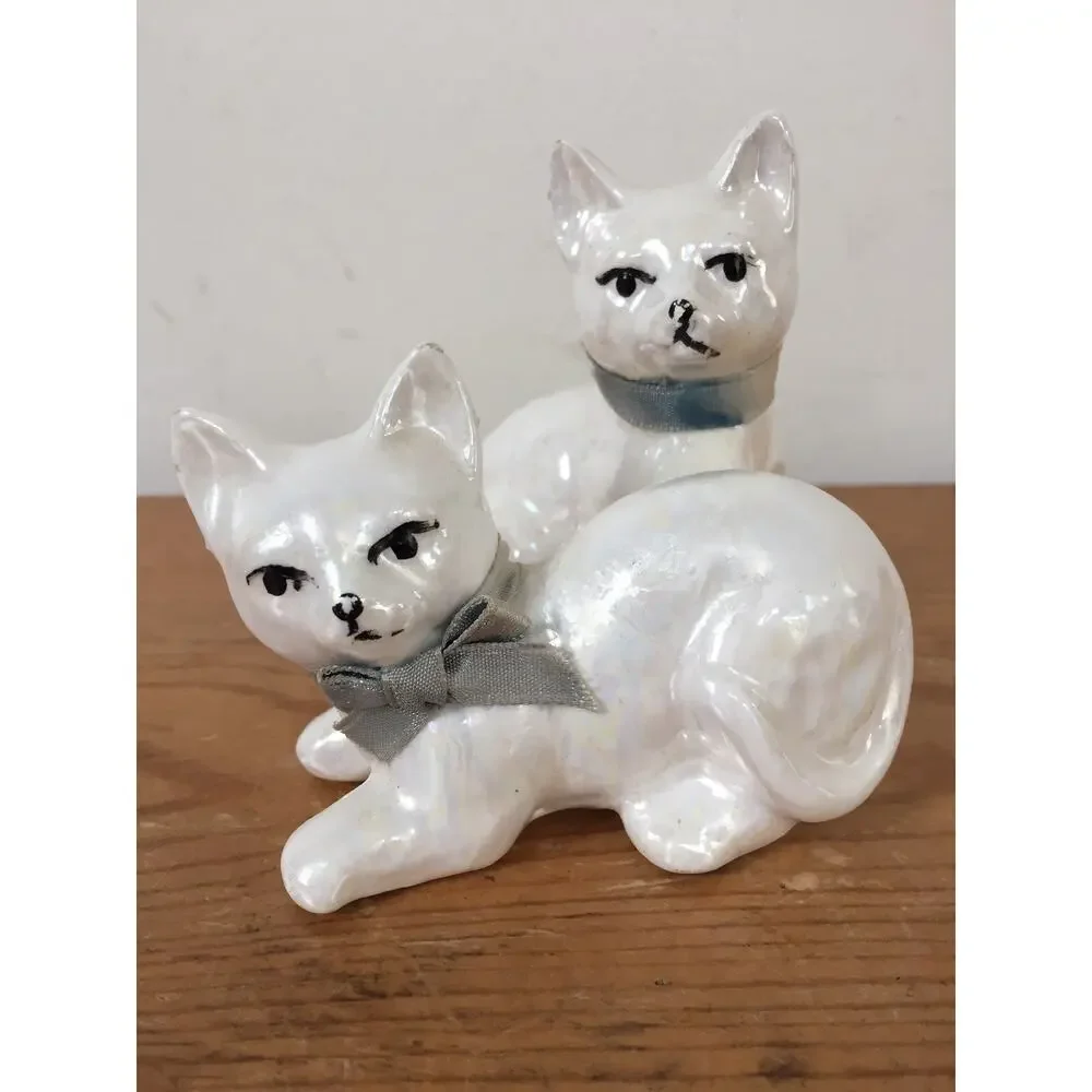Vtg Occupied Japan White Lusterware Ceramic Porcelain Cat Kitty Kitten Figurines
